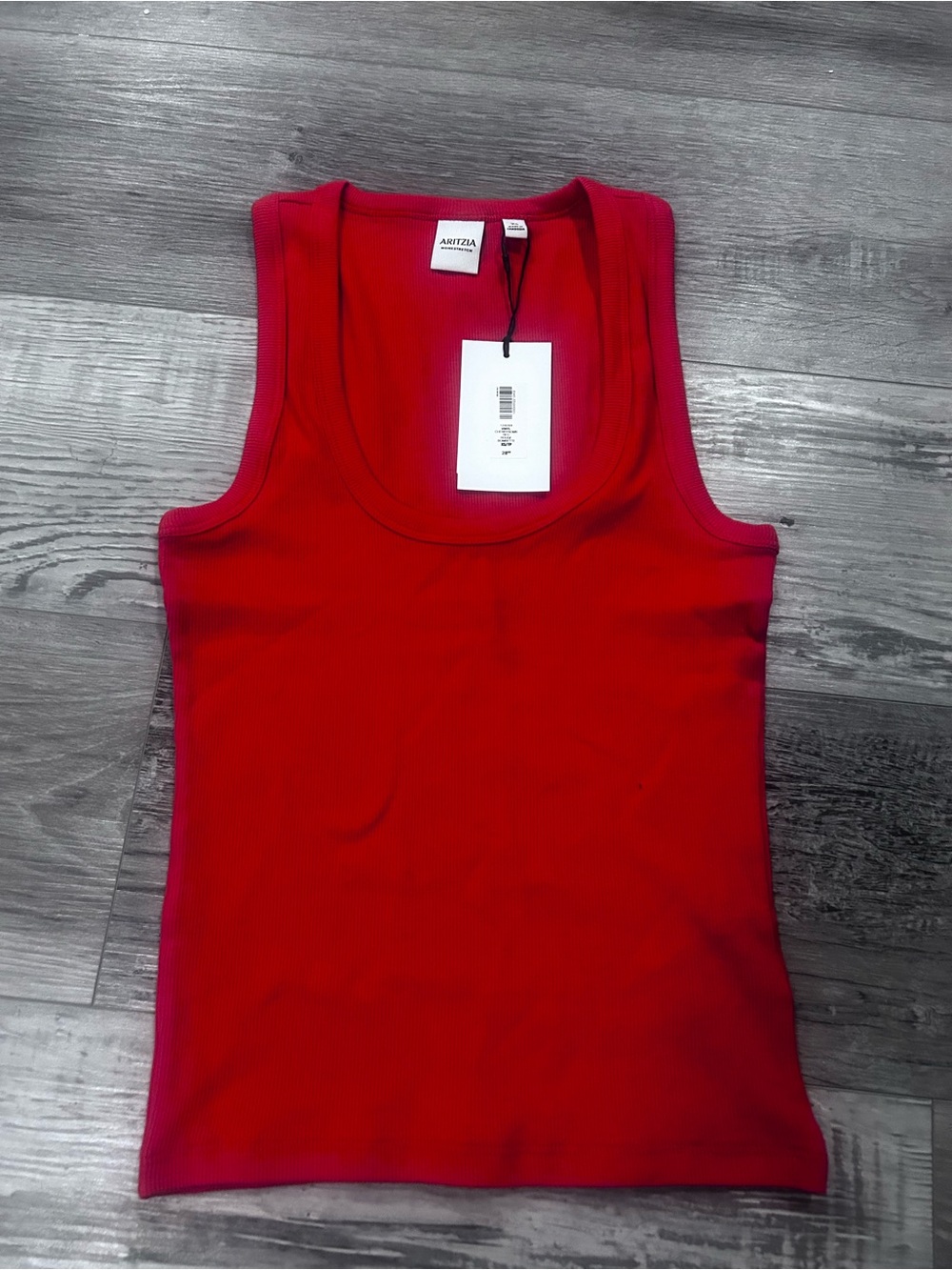 Aritzia Vinyl Tank in Cherrybomb Red, Size XS